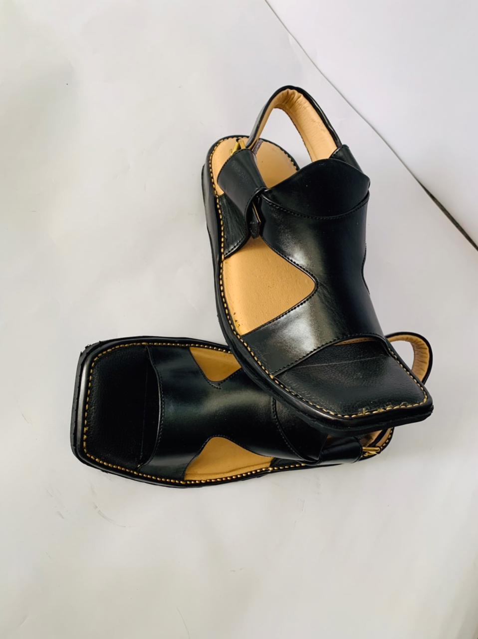 Panjedar Peshawari (Black)